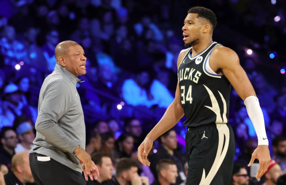 Stake-里弗斯回应字母流言：他说想留在雄鹿 作为主帅我只能以此为依据