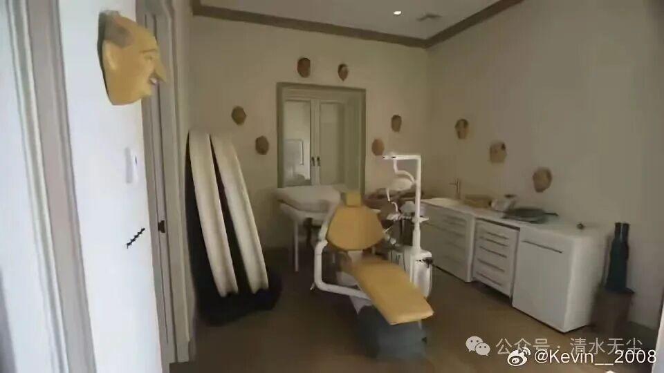 在线体育投注-这是萝莉岛内部，看着确实有点诡异，而且还有这凳子和照射灯